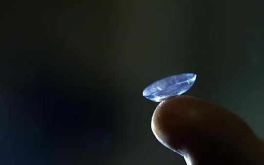 Scientists create contact lenses that can see even in the dark